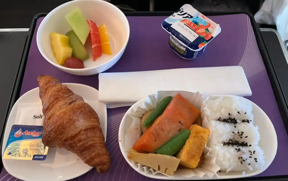 ニュージーランド航空プレミアムエコノミーの機内食